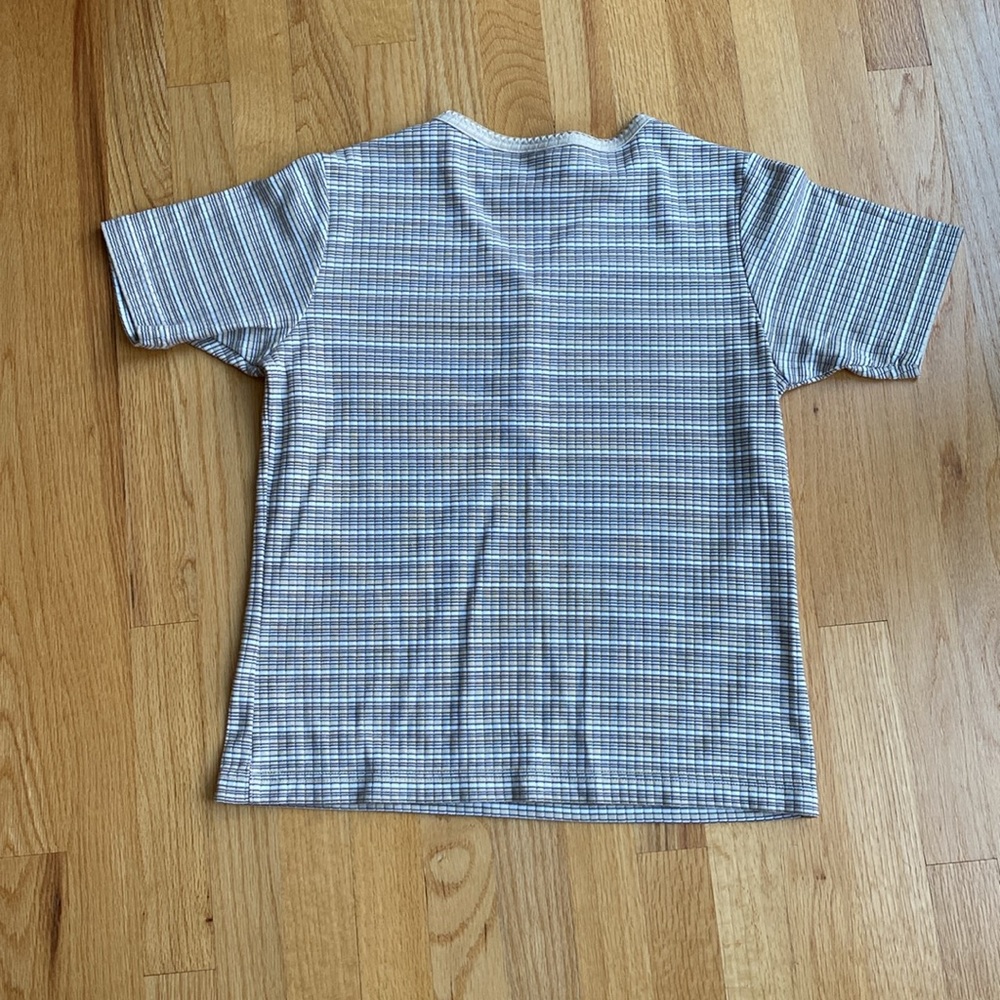 Top - Picture 2 of 2